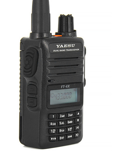 Yaesu FT-4XR VHF/UHF